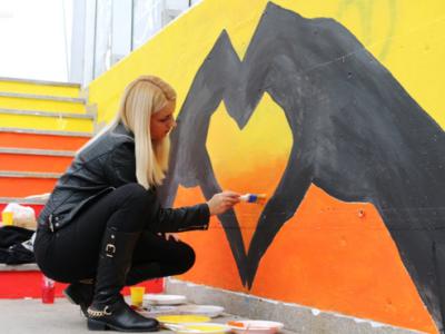 Stroll through Pasarela Open Space Gallery